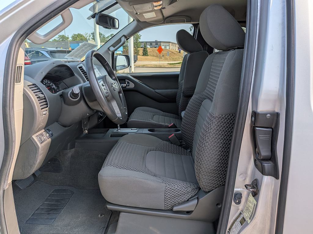 Thumbnail: 2013 Nissan Frontier - 10