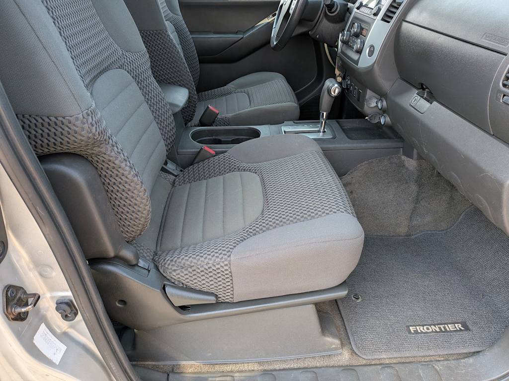 Thumbnail: 2013 Nissan Frontier - 23