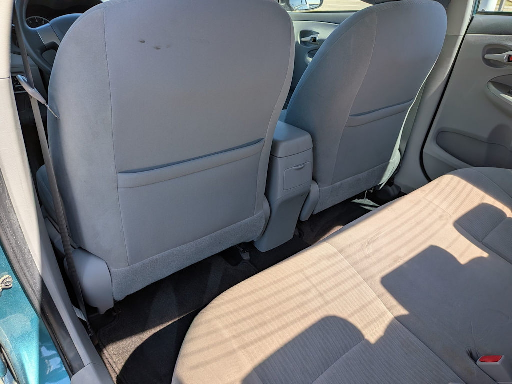 Thumbnail: 2010 Toyota Corolla - 12
