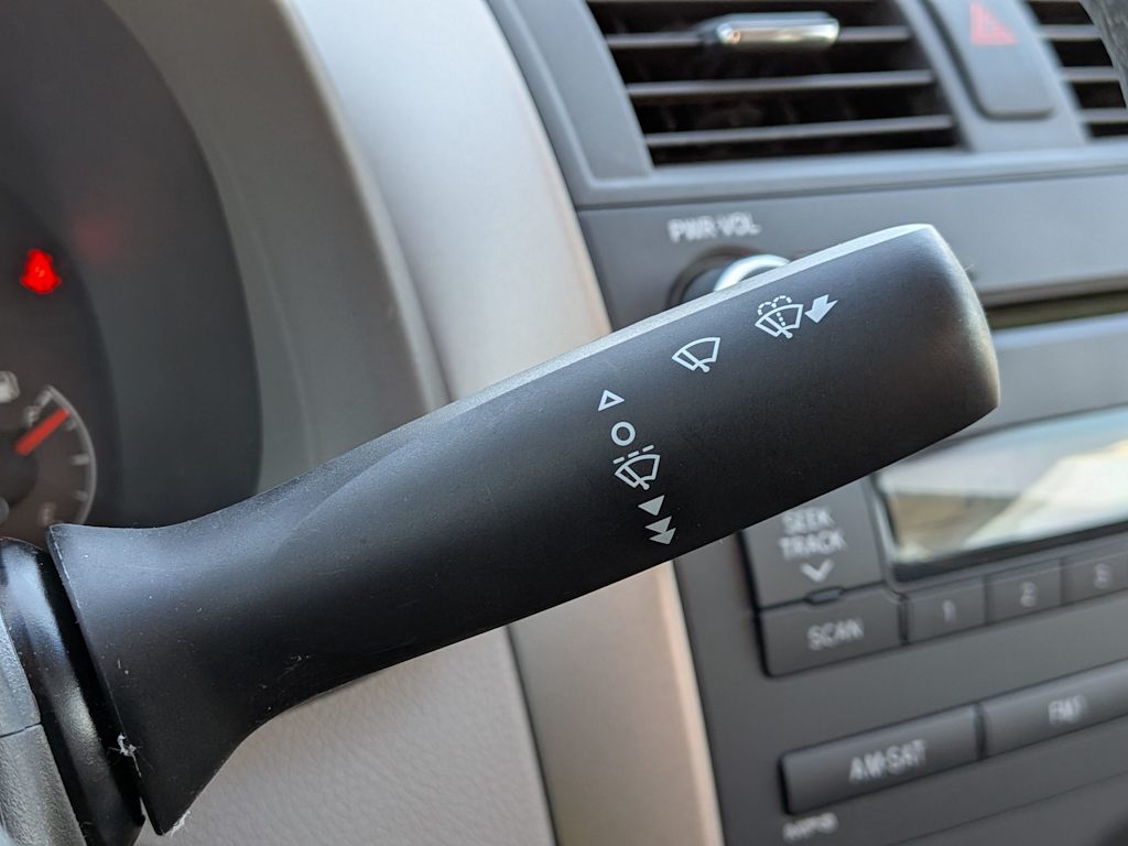 Thumbnail: 2010 Toyota Corolla - 28