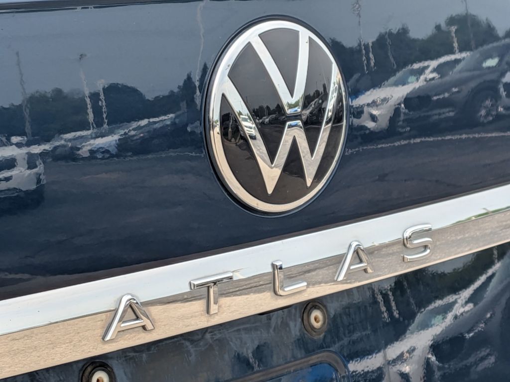 Thumbnail: 2021 Volkswagen Atlas - 6