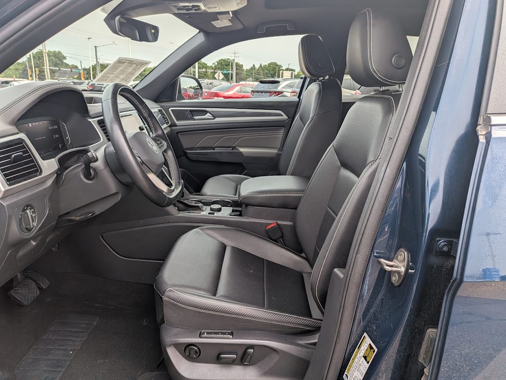 Thumbnail: 2021 Volkswagen Atlas - 9