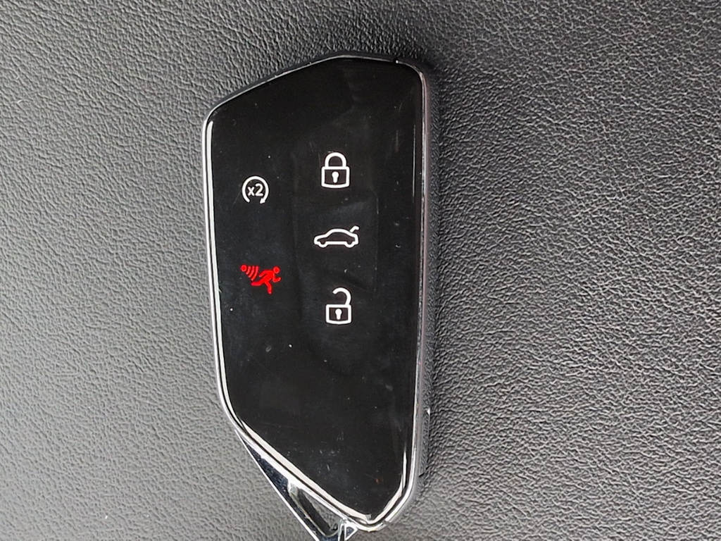 Thumbnail: 2025 Volkswagen Atlas - 17