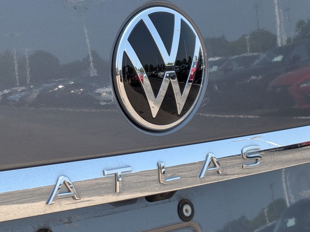 Thumbnail: 2023 Volkswagen Atlas - 6