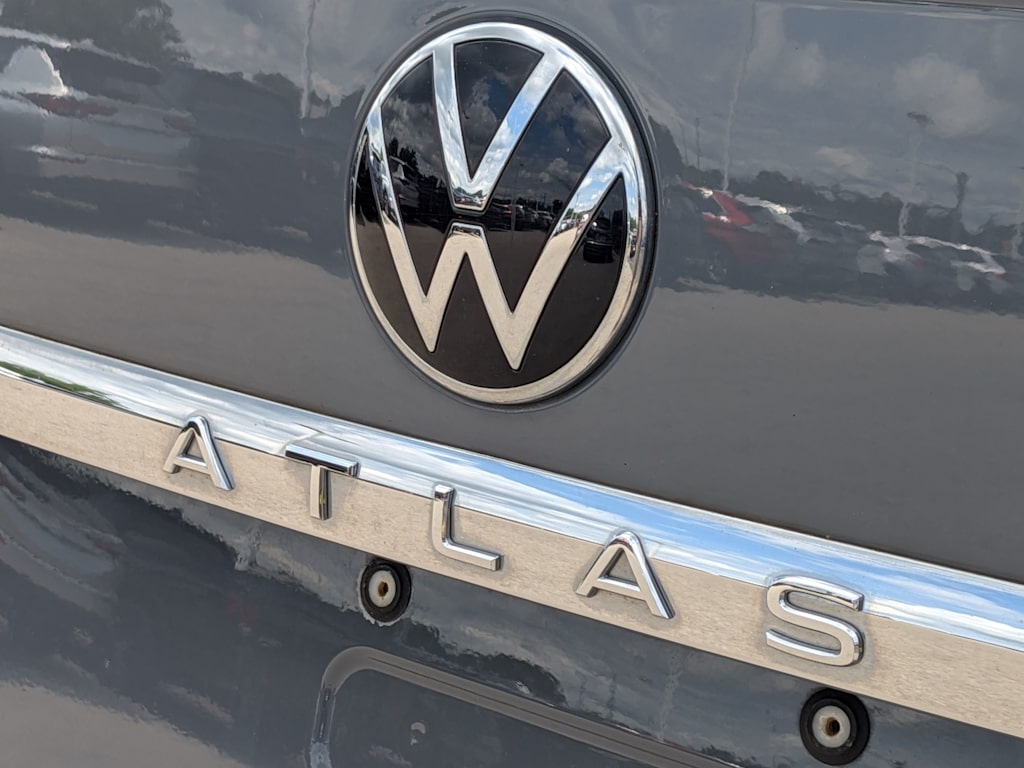 Thumbnail: 2022 Volkswagen Atlas - 6