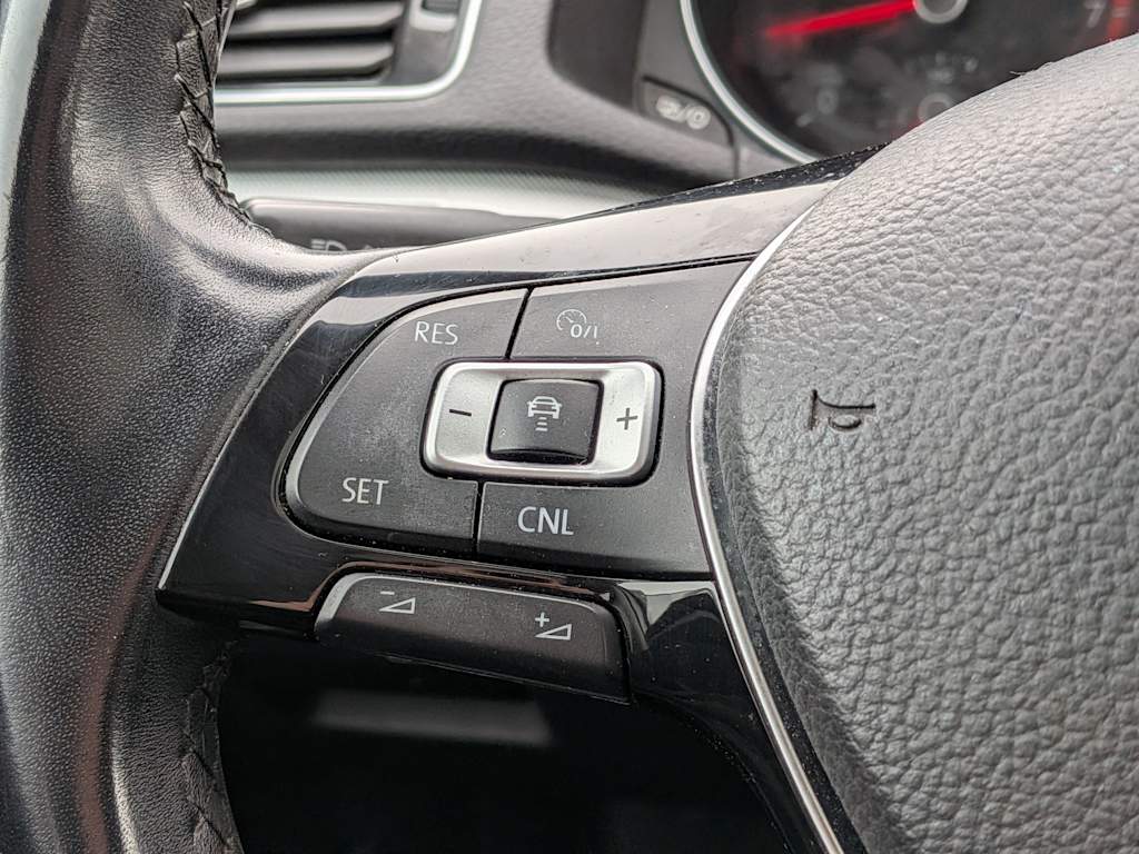 Thumbnail: 2018 Volkswagen Passat - 29