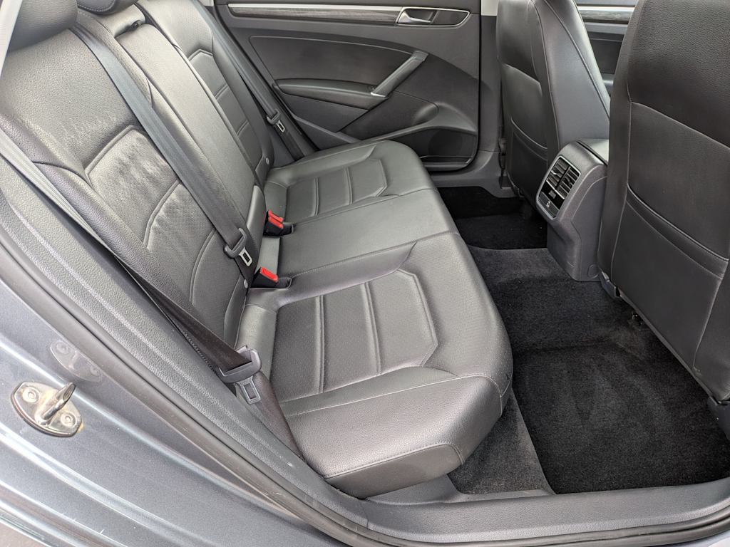 Thumbnail: 2018 Volkswagen Passat - 29