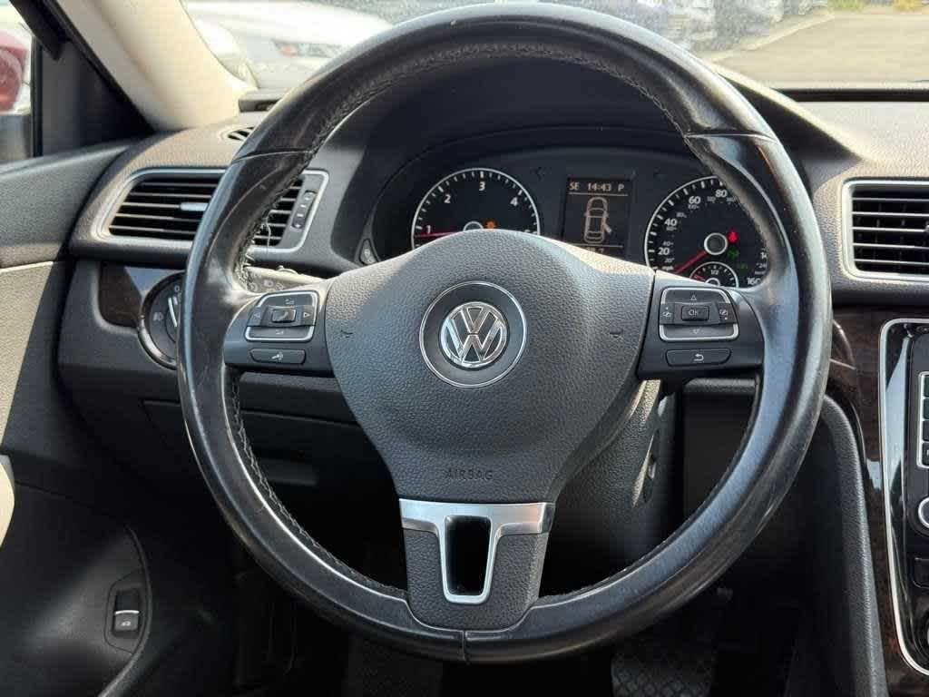 Thumbnail: 2014 Volkswagen Passat - 7