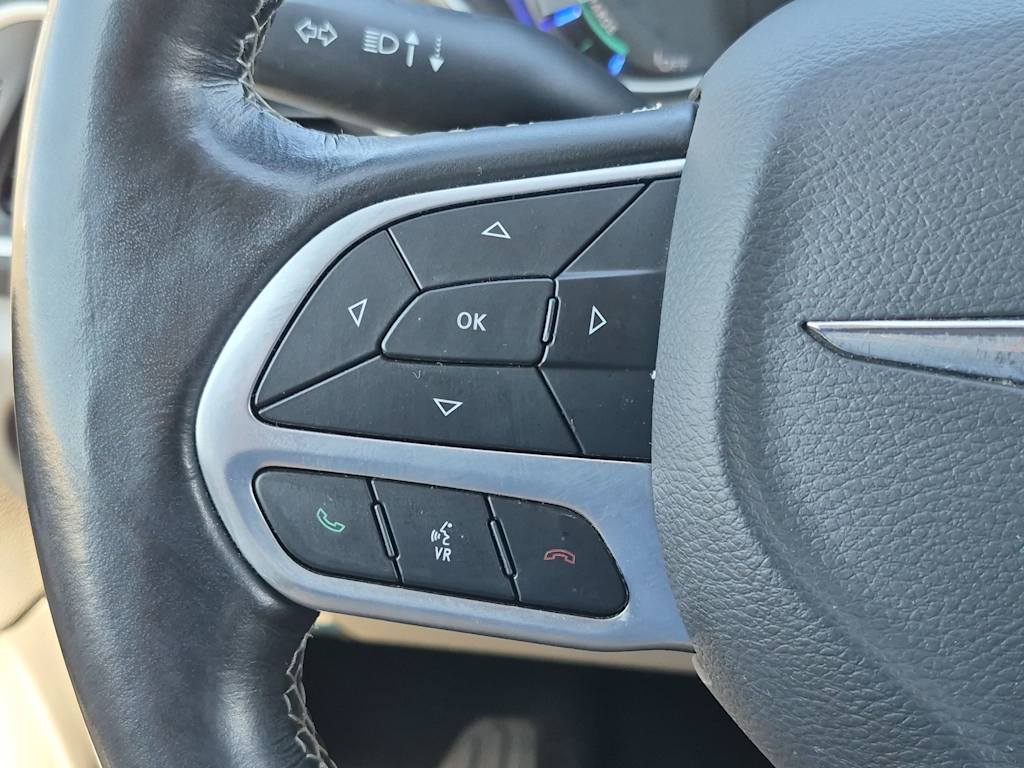 Thumbnail: 2021 Chrysler Pacifica - 27