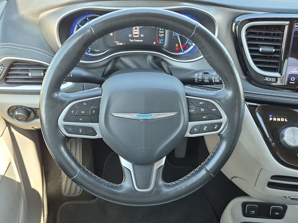 Thumbnail: 2021 Chrysler Pacifica - 9