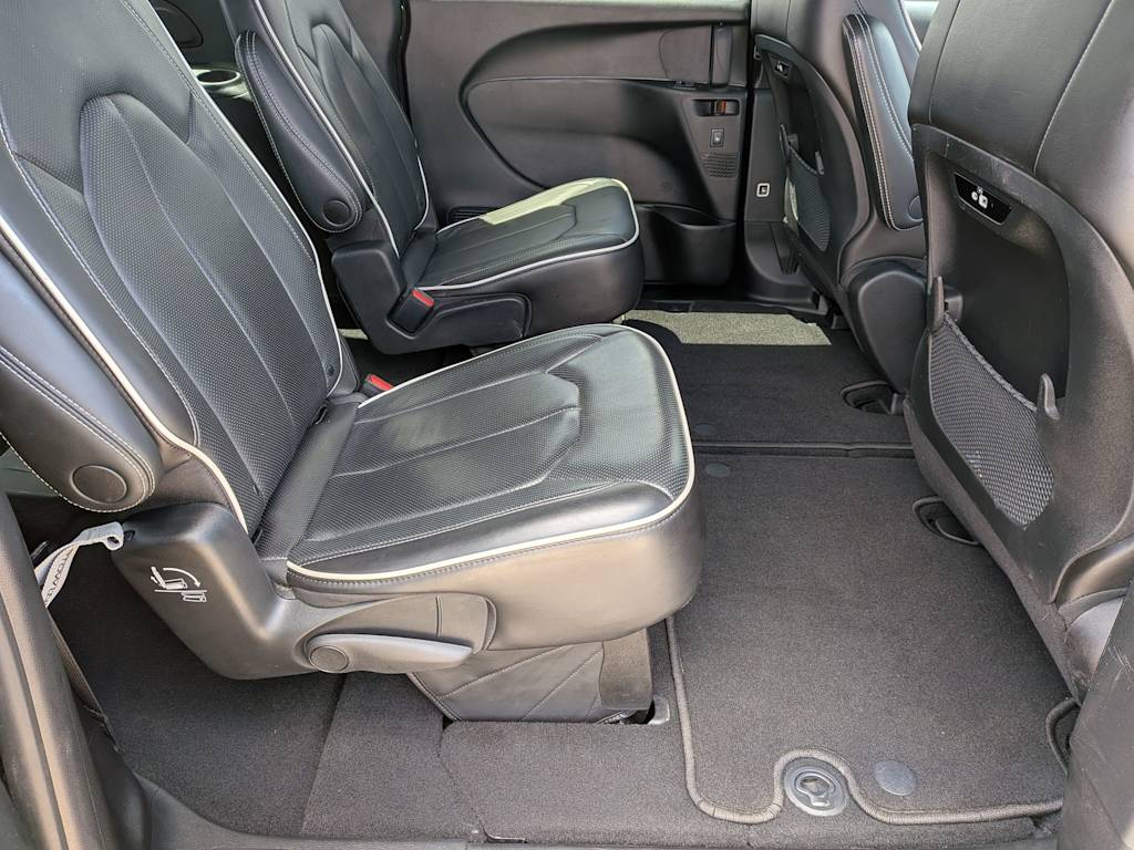 Thumbnail: 2023 Chrysler Pacifica - 11