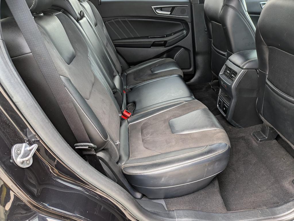 Thumbnail: 2019 Ford Edge - 26