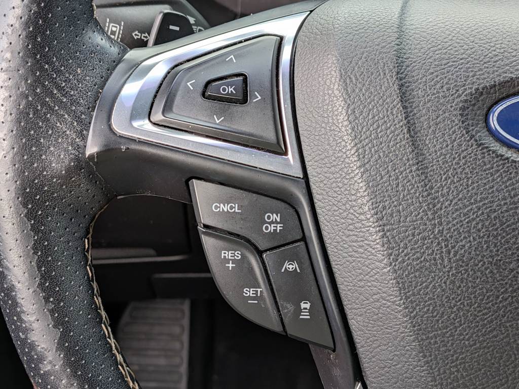 Thumbnail: 2019 Ford Edge - 27
