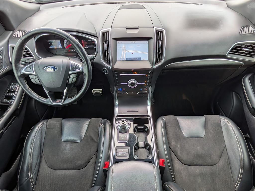 Thumbnail: 2019 Ford Edge - 2