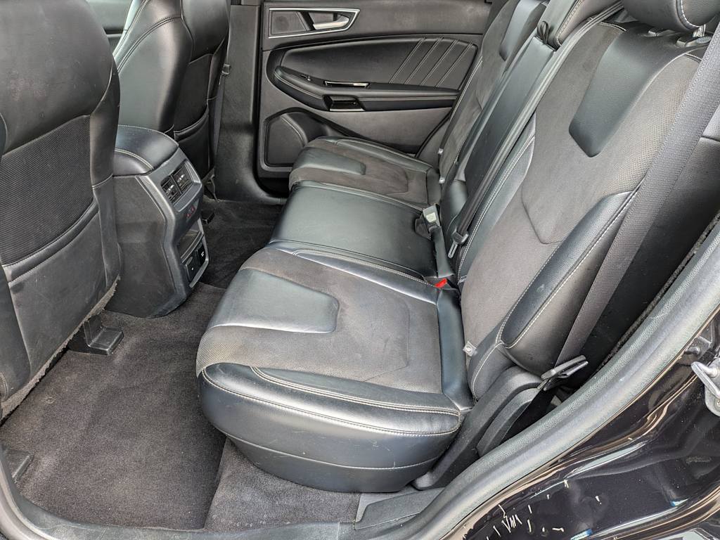 Thumbnail: 2019 Ford Edge - 25