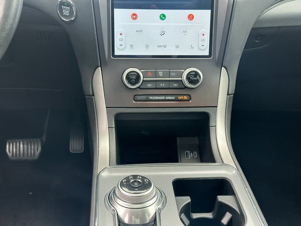 Thumbnail: 2021 Ford Edge - 10