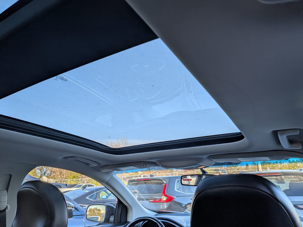 Thumbnail: 2016 Ford Edge - 29