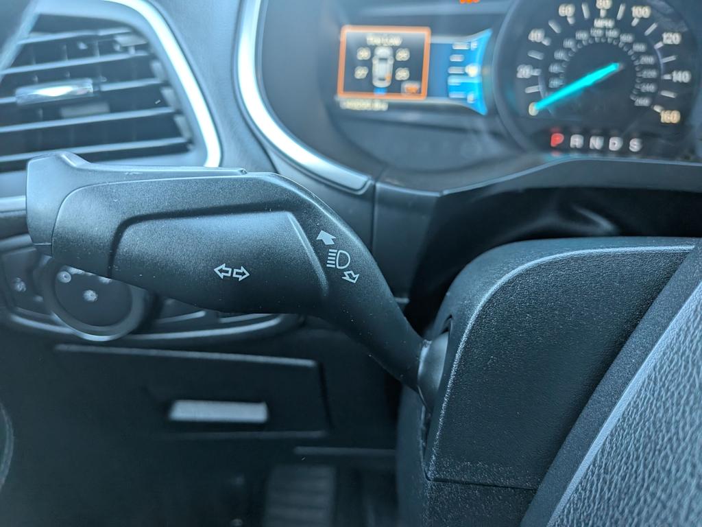 Thumbnail: 2016 Ford Edge - 33