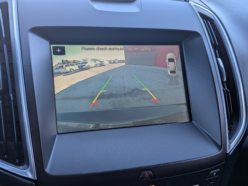 Thumbnail: 2016 Ford Edge - 34