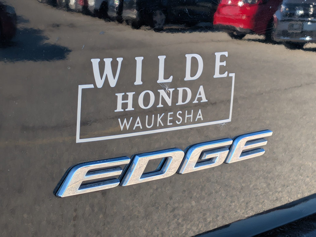 Thumbnail: 2016 Ford Edge - 24