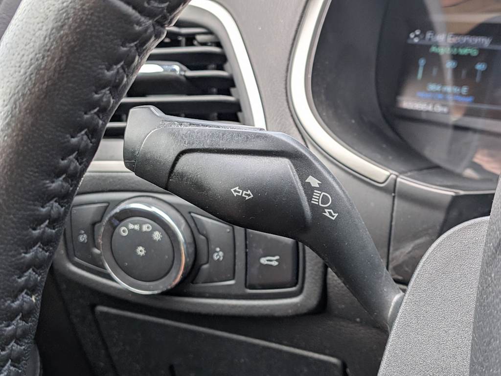Thumbnail: 2015 Ford Edge - 14