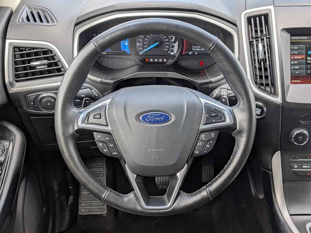 Thumbnail: 2015 Ford Edge - 12