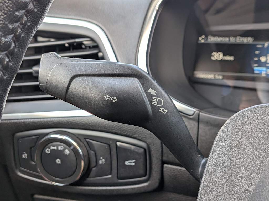 Thumbnail: 2015 Ford Edge - 32