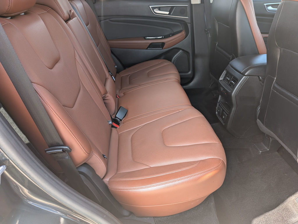 Thumbnail: 2015 Ford Edge - 29