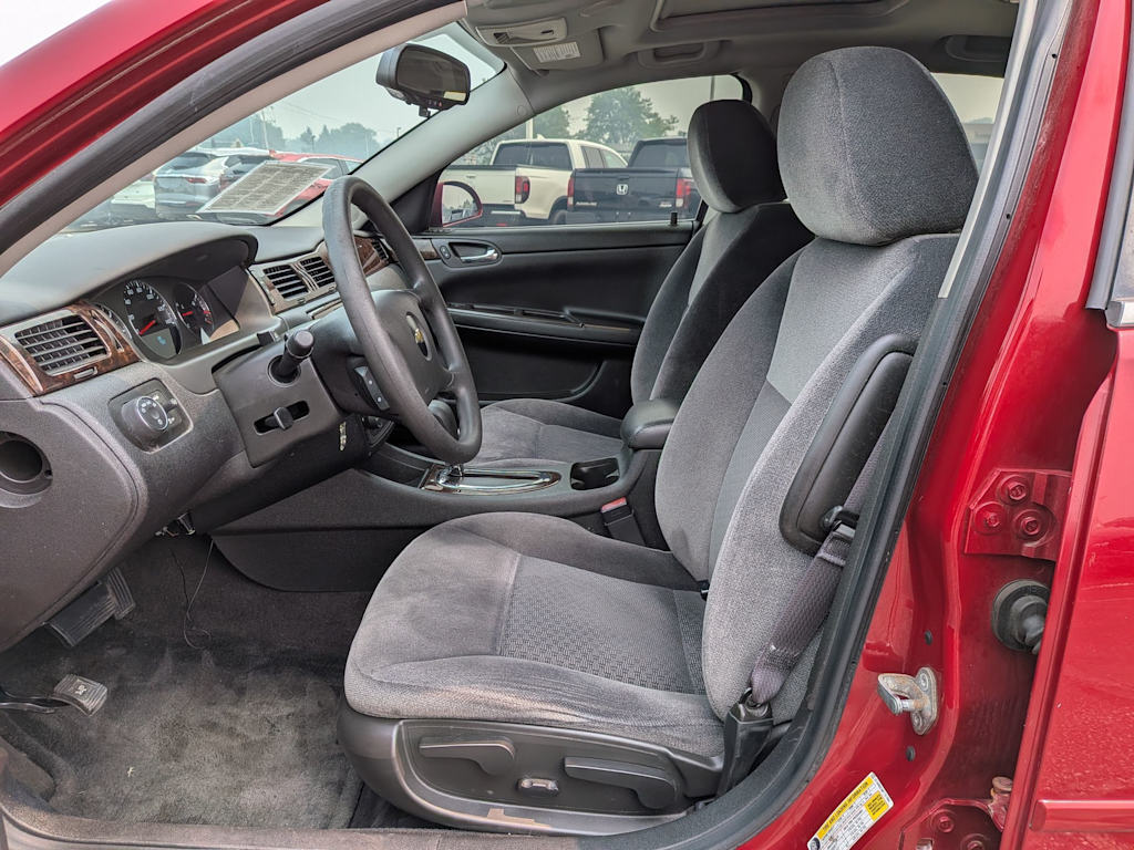 Thumbnail: 2015 Chevrolet Impala - 8