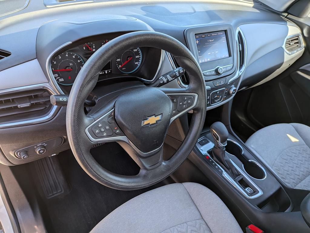 Thumbnail: 2022 Chevrolet Equinox - 2