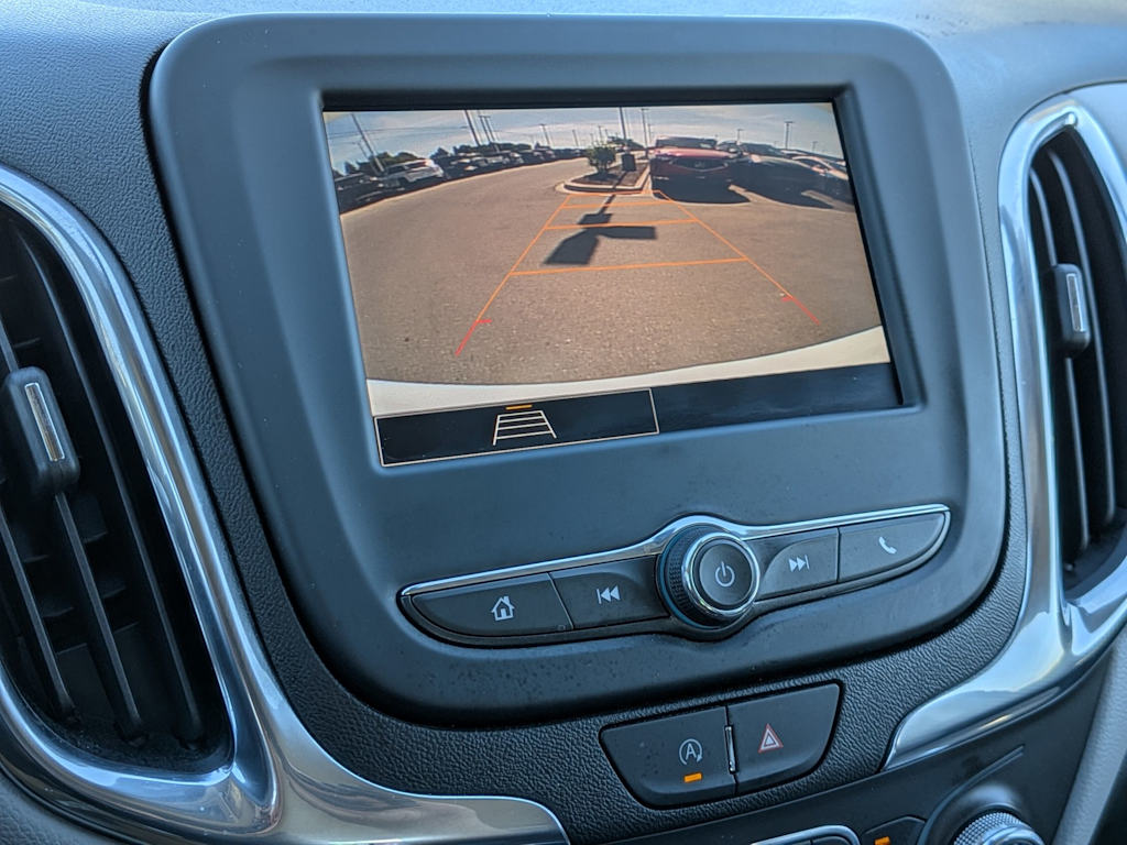 Thumbnail: 2022 Chevrolet Equinox - 30