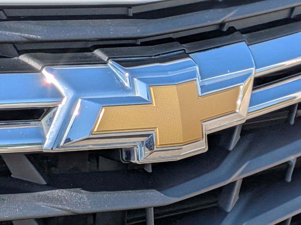Thumbnail: 2022 Chevrolet Equinox - 24