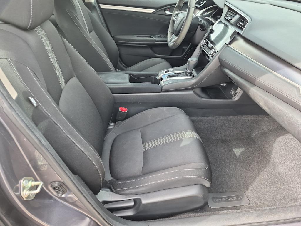 Thumbnail: 2016 Honda Civic - 10