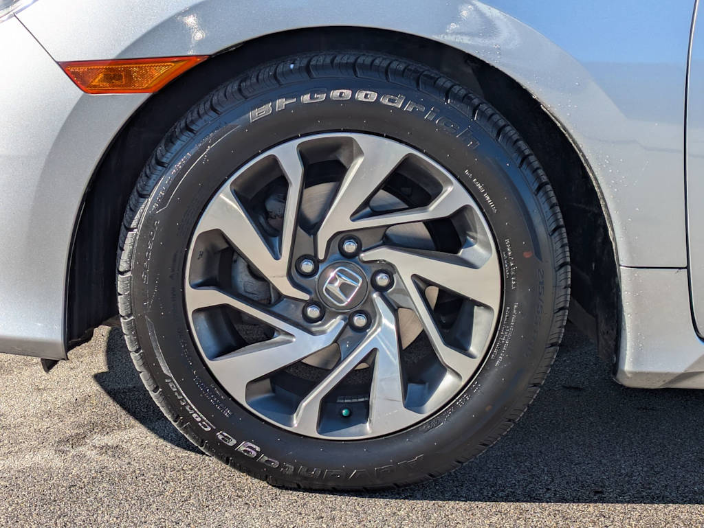 Thumbnail: 2016 Honda Civic - 26