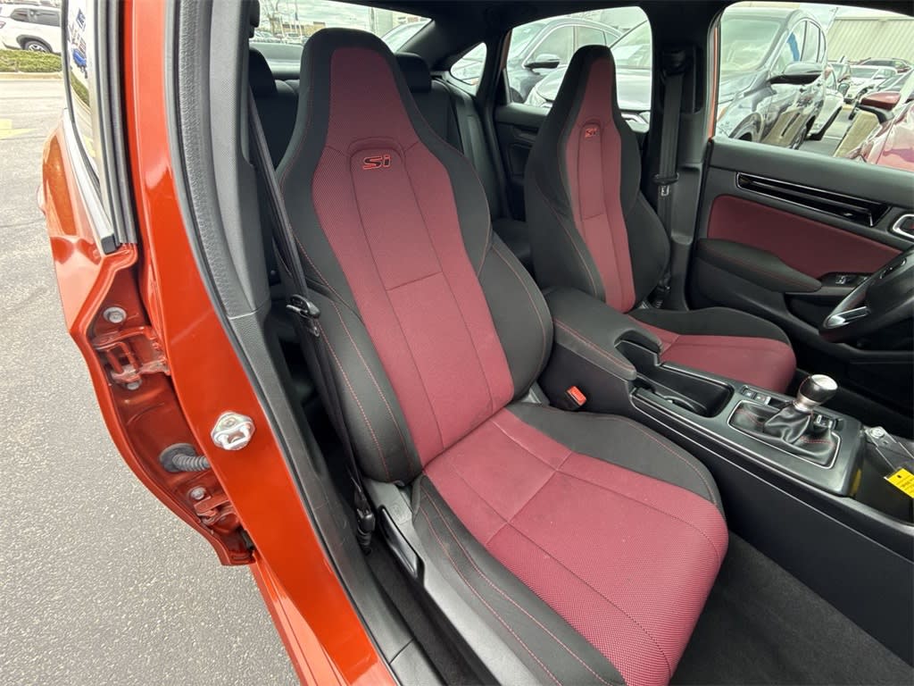 2023 Honda Civic Si 26