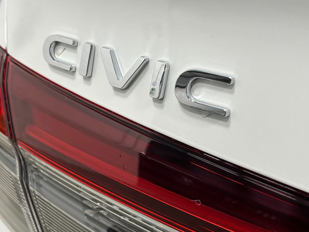 2025 Honda Civic Sport 16