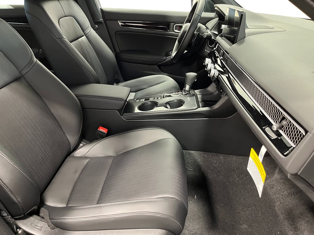 2025 Honda Civic Sport Touring 10