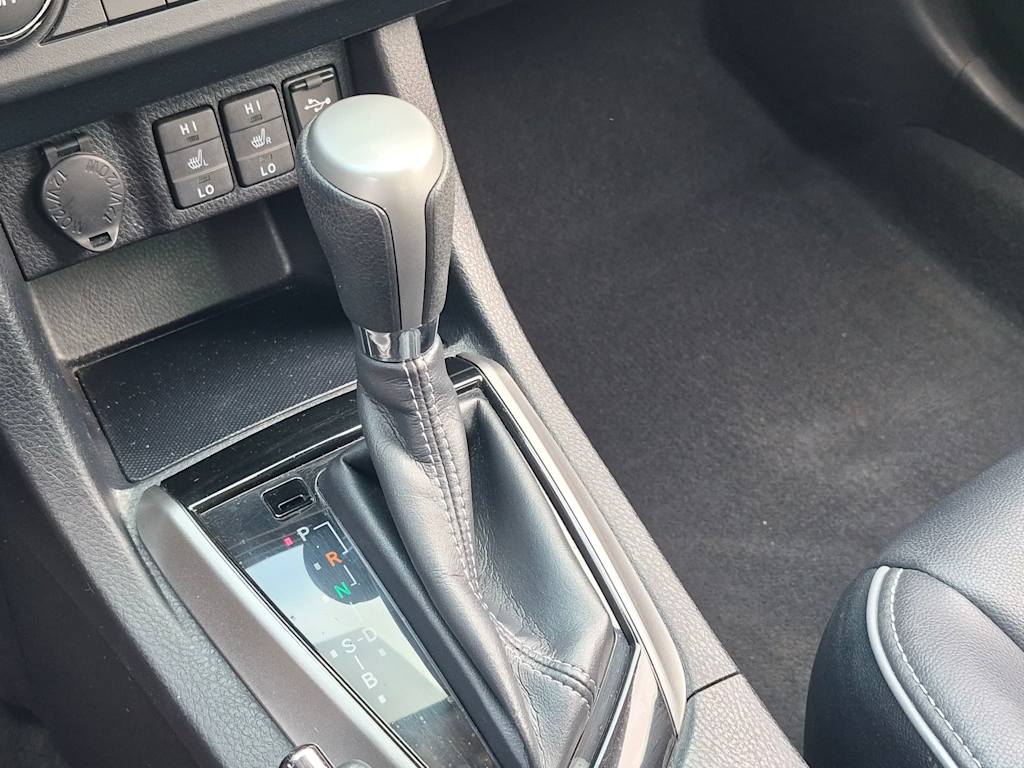 Thumbnail: 2016 Toyota Corolla - 16