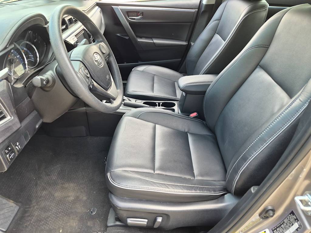 Thumbnail: 2016 Toyota Corolla - 10