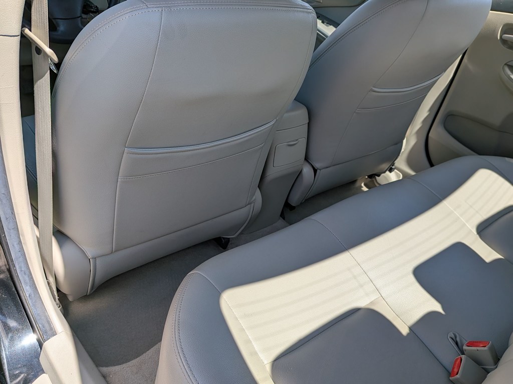 Thumbnail: 2013 Toyota Corolla - 11