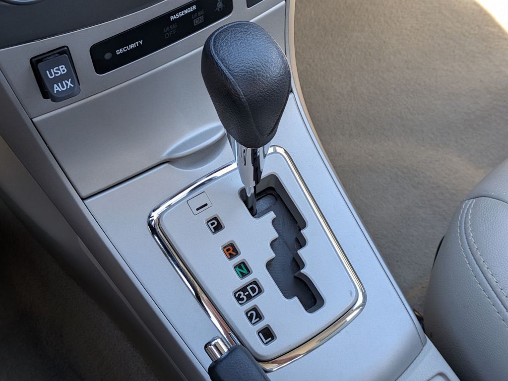 Thumbnail: 2013 Toyota Corolla - 30