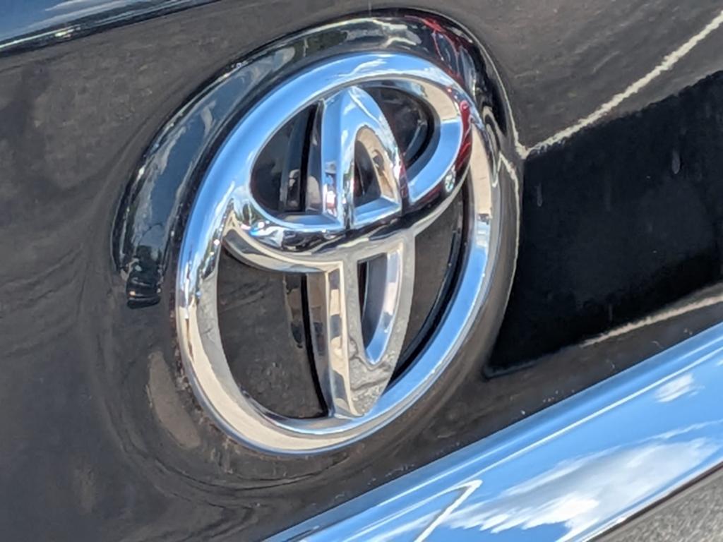 Thumbnail: 2013 Toyota Corolla - 7