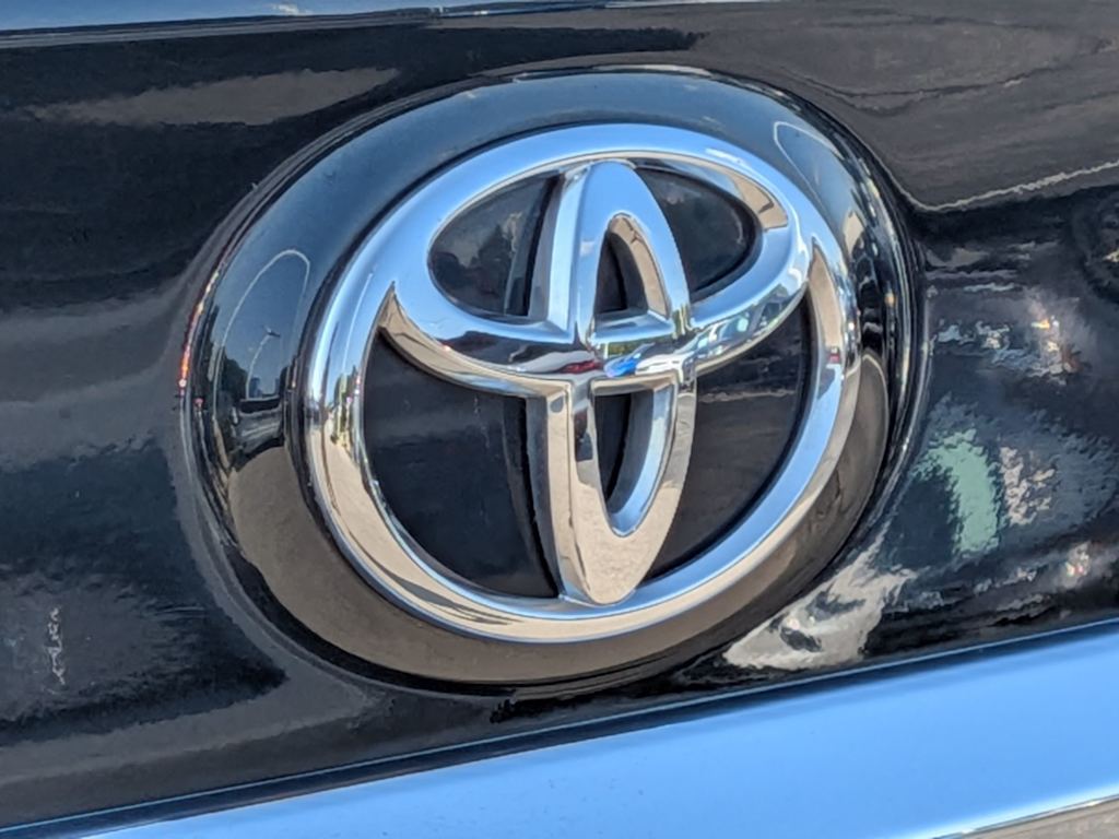 Thumbnail: 2011 Toyota Corolla - 24
