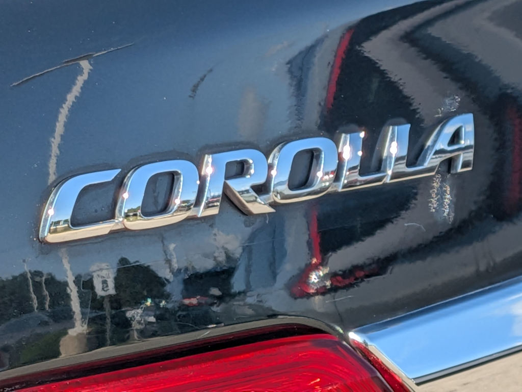 Thumbnail: 2011 Toyota Corolla - 7