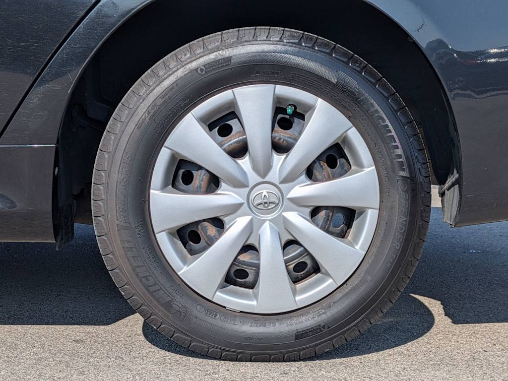 Thumbnail: 2011 Toyota Corolla - 8