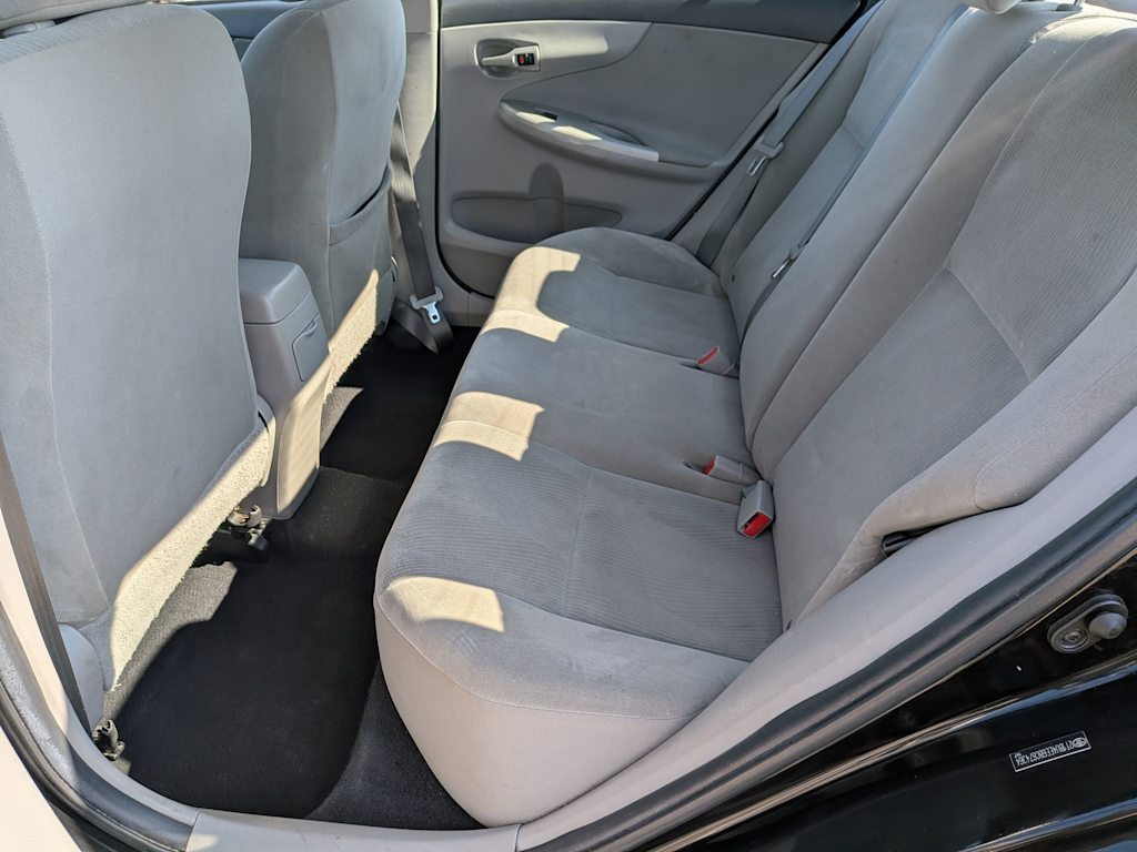 Thumbnail: 2011 Toyota Corolla - 12