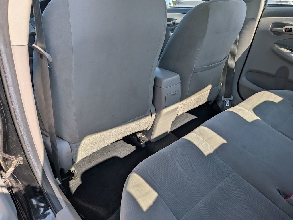 Thumbnail: 2011 Toyota Corolla - 25