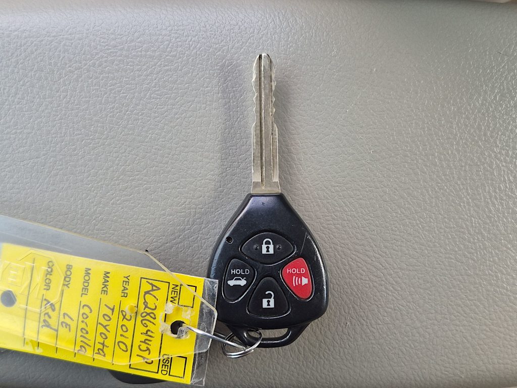 Thumbnail: 2010 Toyota Corolla - 18