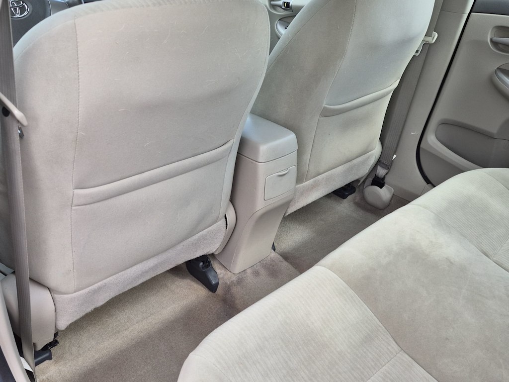 Thumbnail: 2010 Toyota Corolla - 12