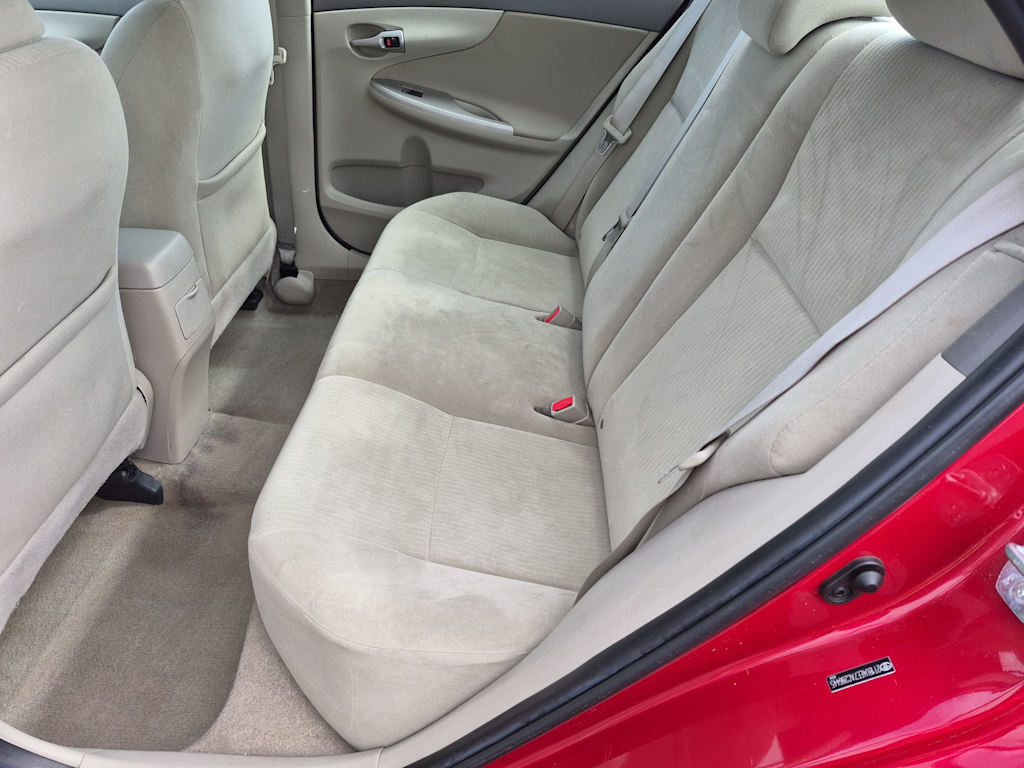 Thumbnail: 2010 Toyota Corolla - 26